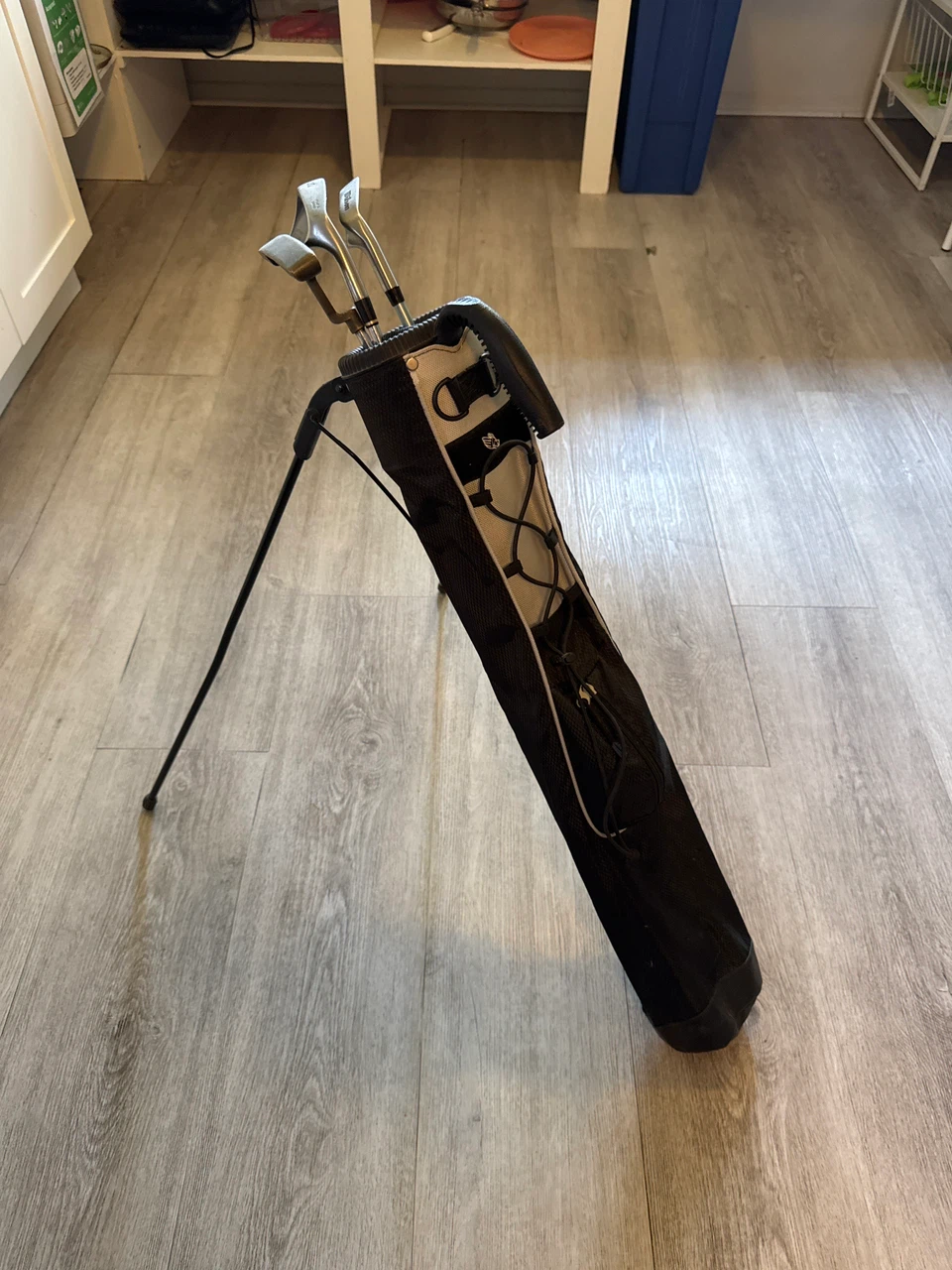 Wilson Golf Club Set with Carry Bag