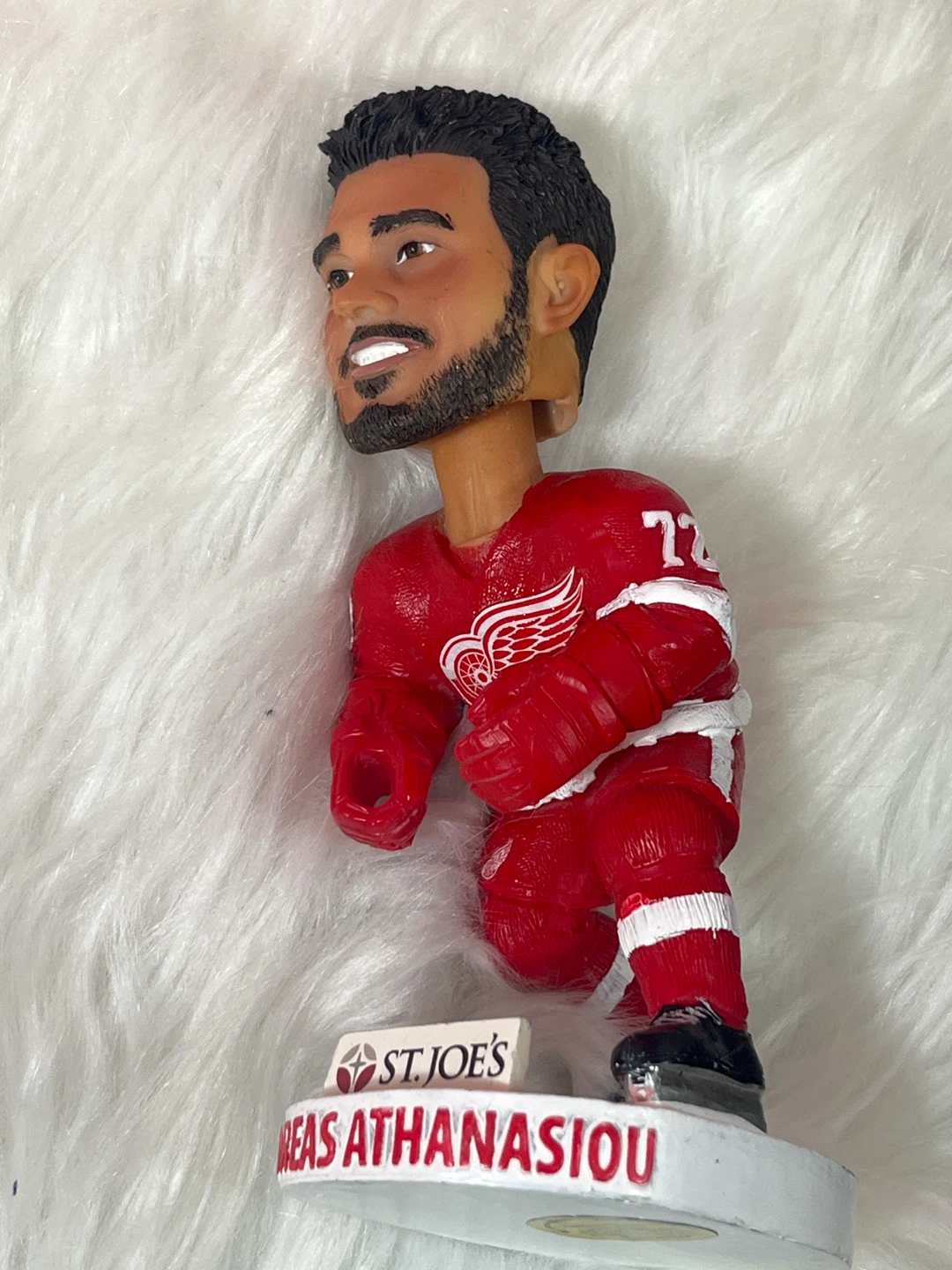 Detroit Red Wings Rug + Free Yzerman Commemorative Lot! - photo 5