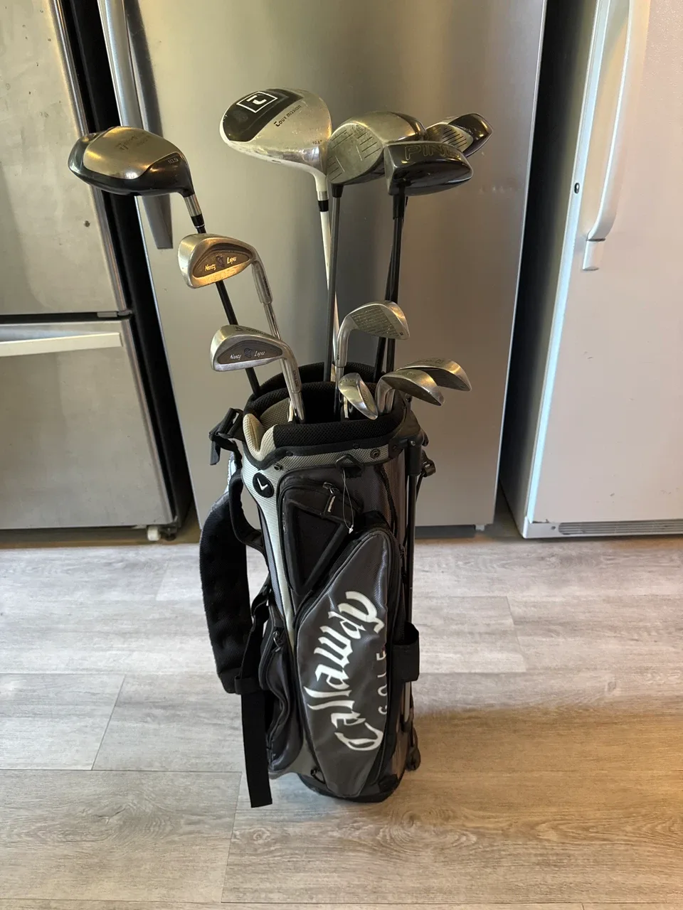 Mixed Golf Club Set with Callaway Bag