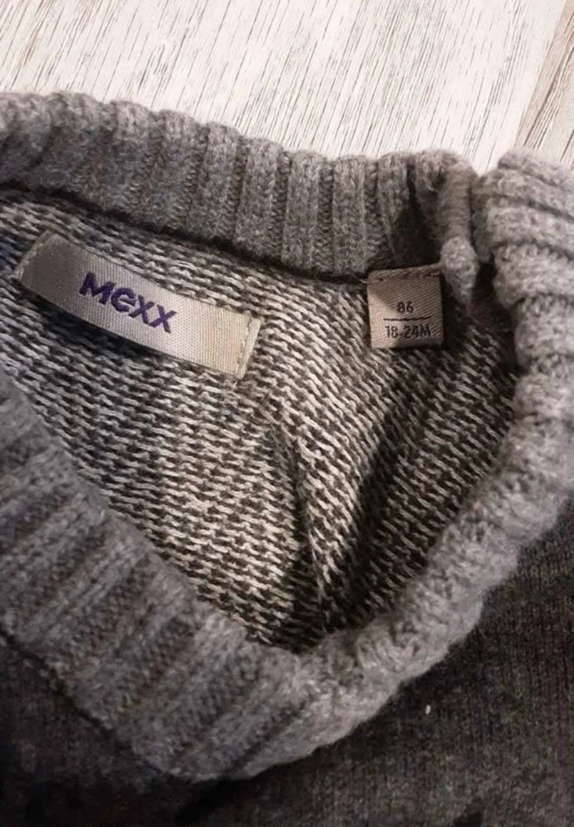 🏈 EUC Mexx Boys Sweater Vest 18-24 months - photo 2