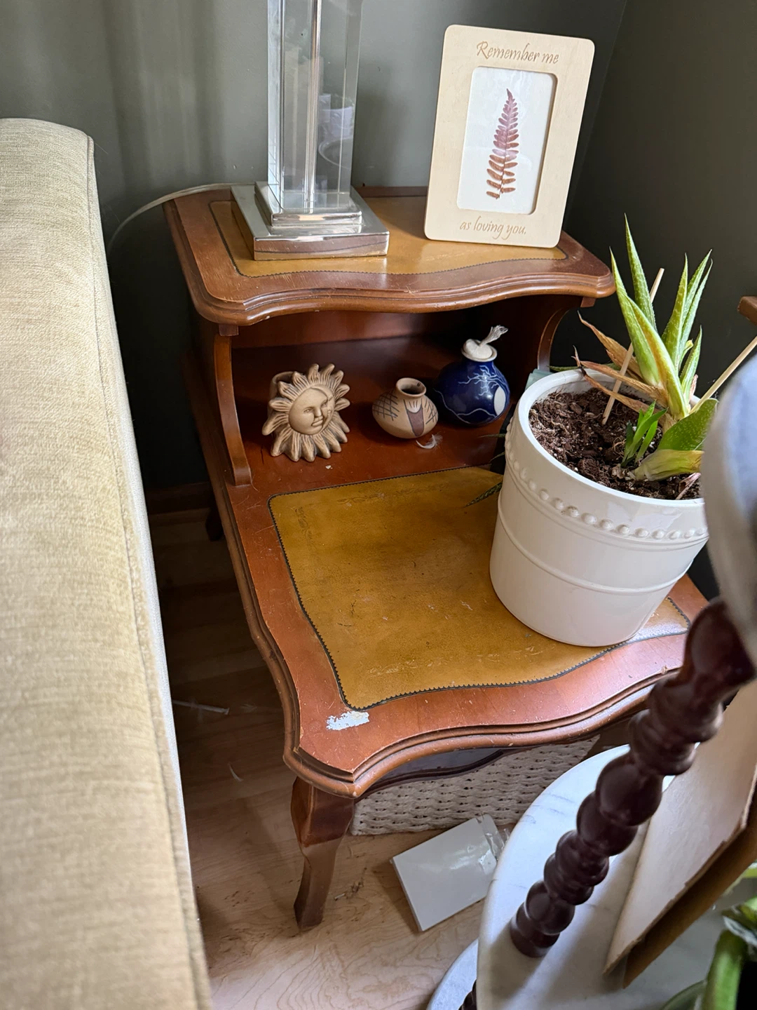 Vintage Tiered Side Table - photo 2