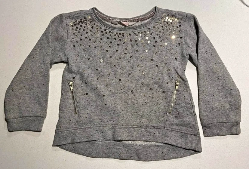 🏈 EUC H&M Grey Sequin Sweatshirt Size 2-4Y