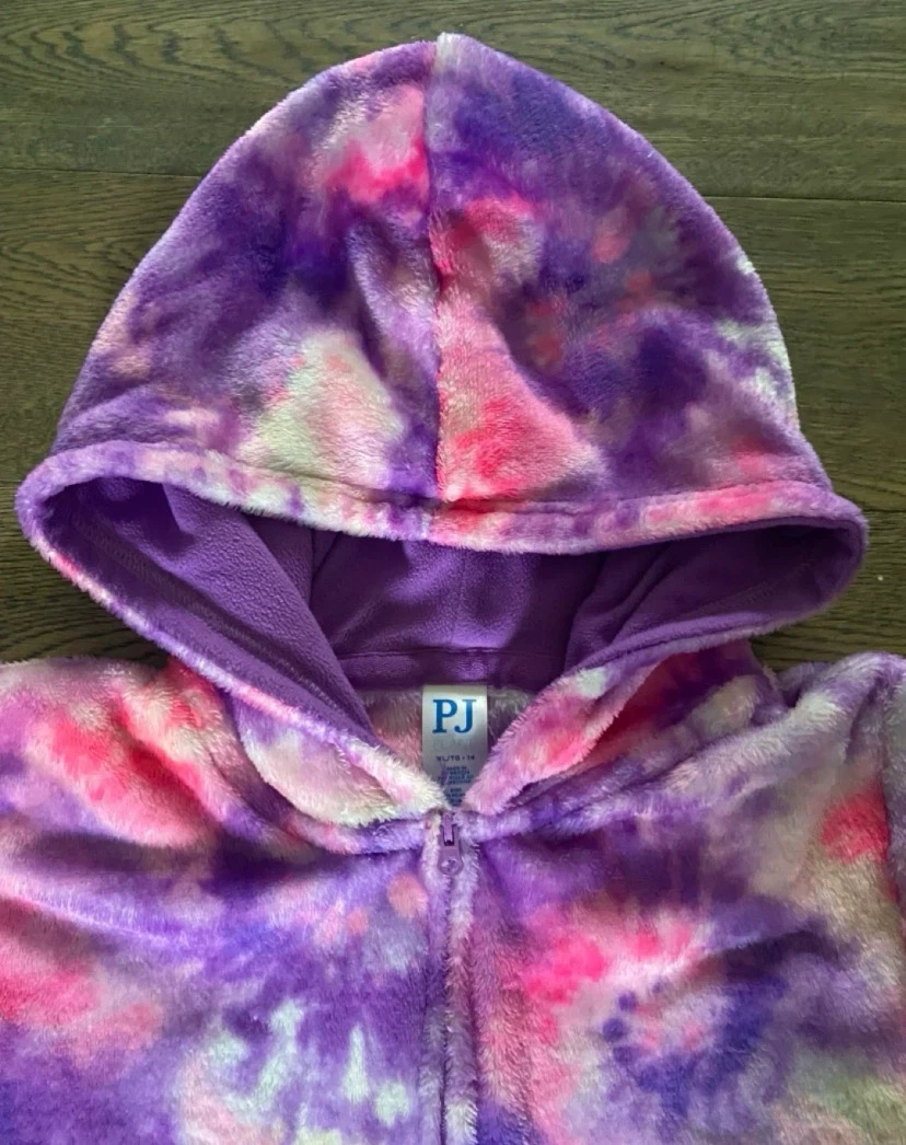 🏈 EUC PJ Place Tie-Dye Fleece Onesie XL (14 yrs) - photo 4