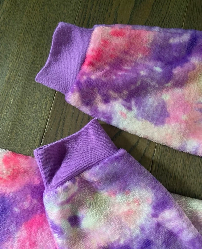 🏈 EUC PJ Place Tie-Dye Fleece Onesie XL (14 yrs) - photo 5