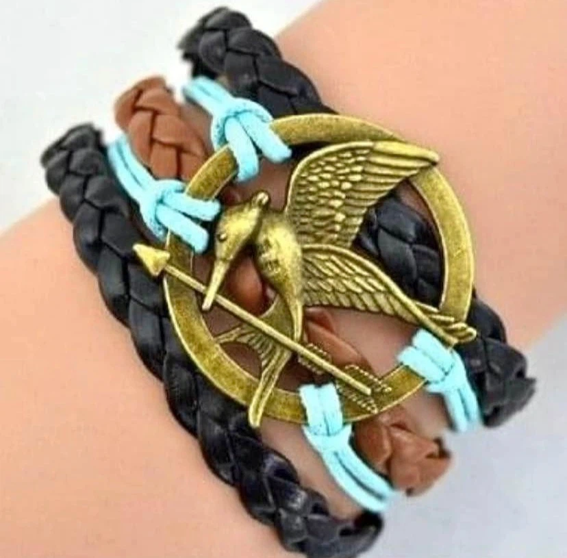 🏈 NEW The Hunger Games Mockingjay Bracelet
