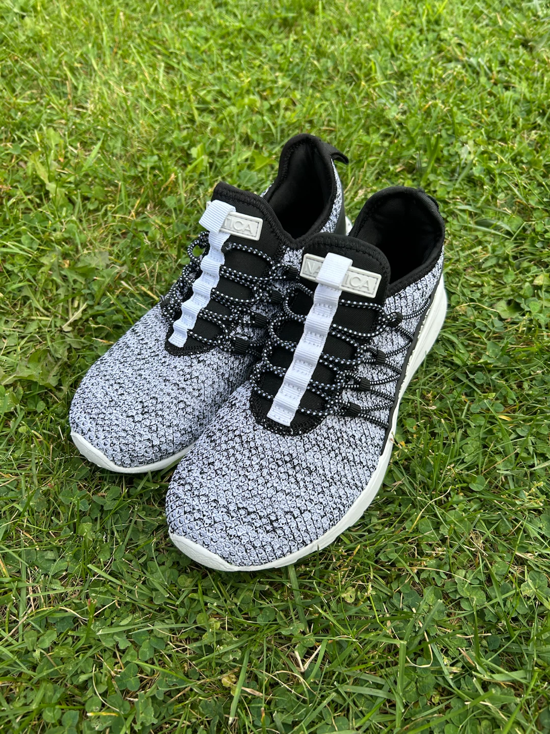 Womens Nautica sneakers  brand new - size 7 - photo 3