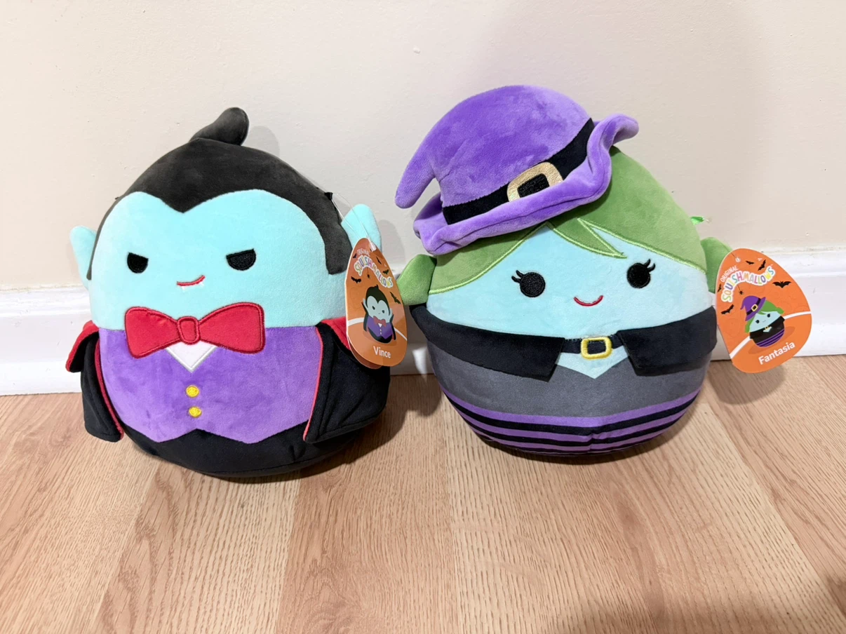 Squishmallows Vince and Fantasia Halloween Plush🏈