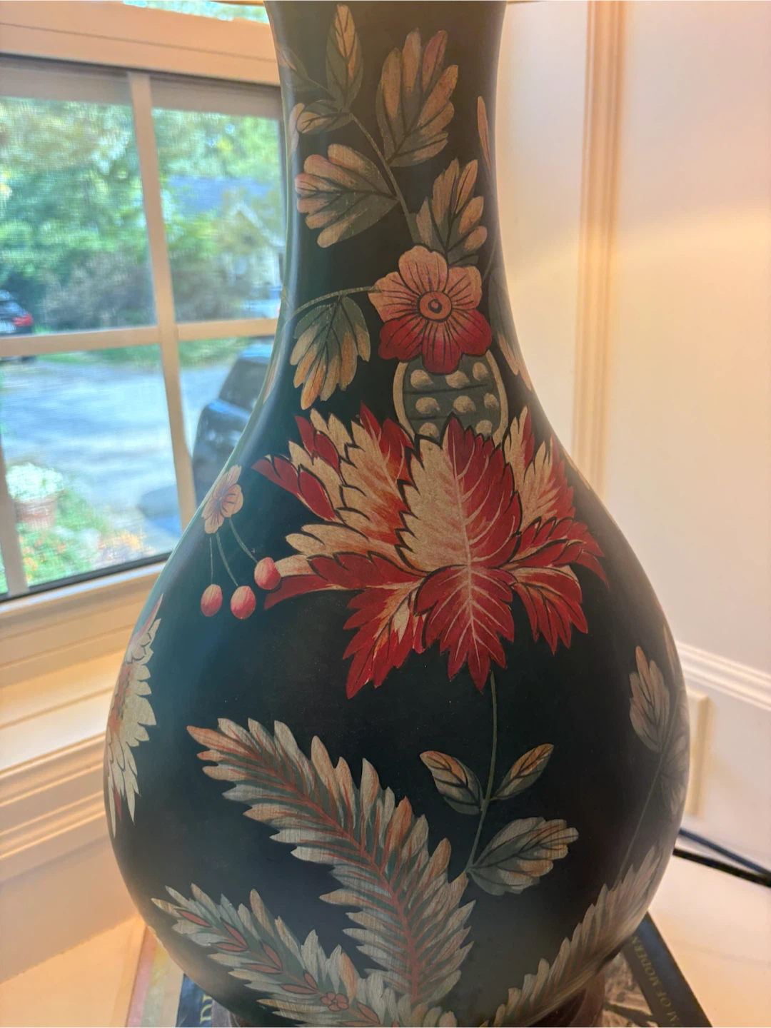 Vintage 3 foot Floral Pattern Table Lamp - photo 4