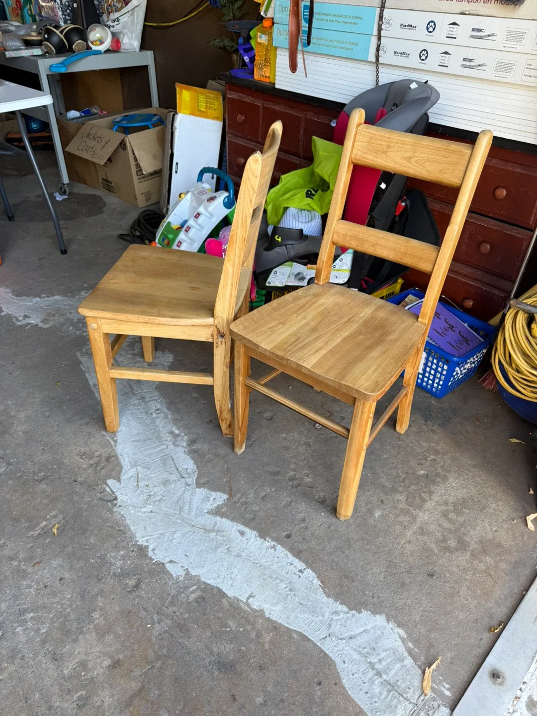 4 Wooden Dining Chairs - photo 2