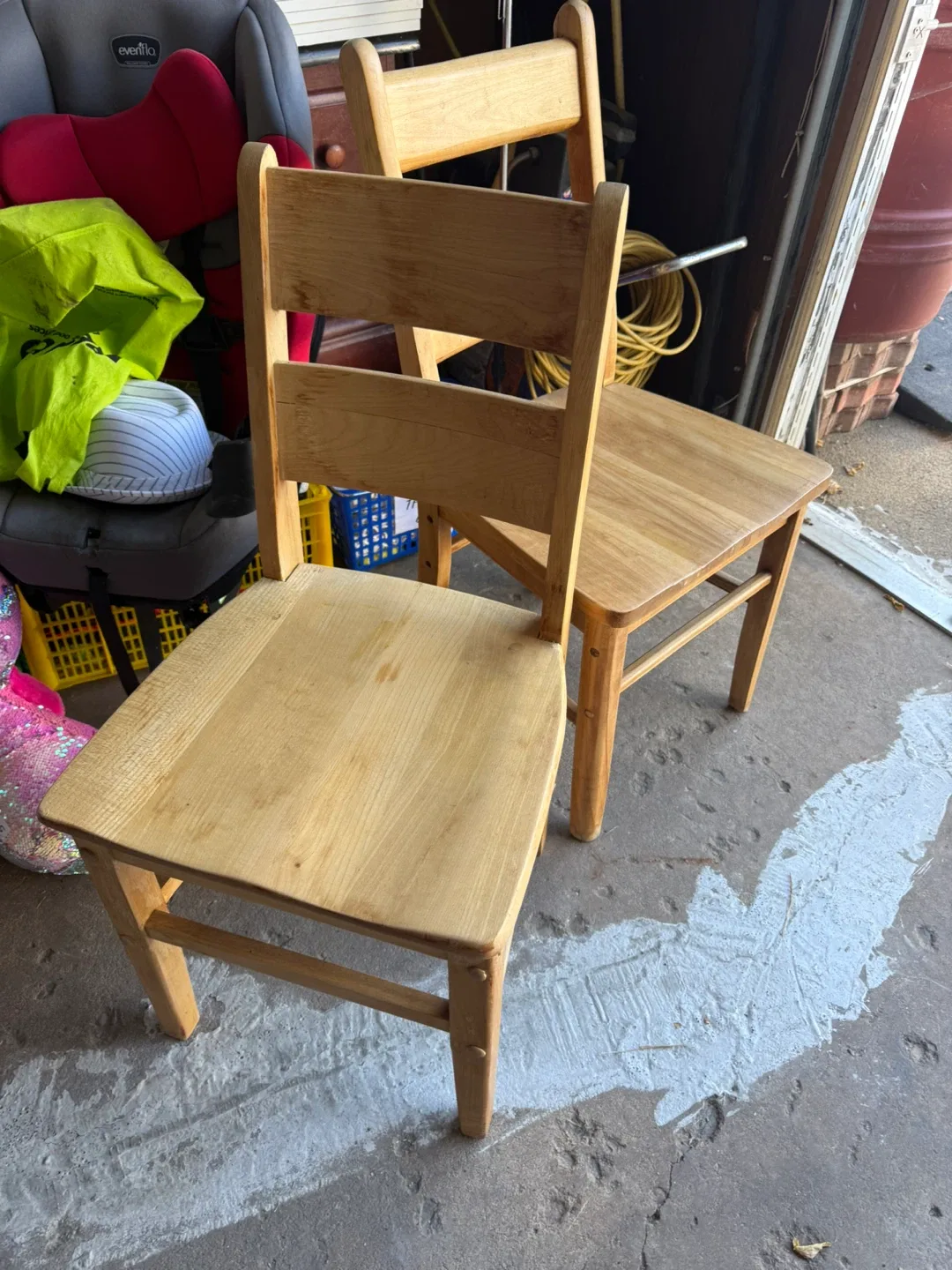 4 Wooden Dining Chairs - photo 3