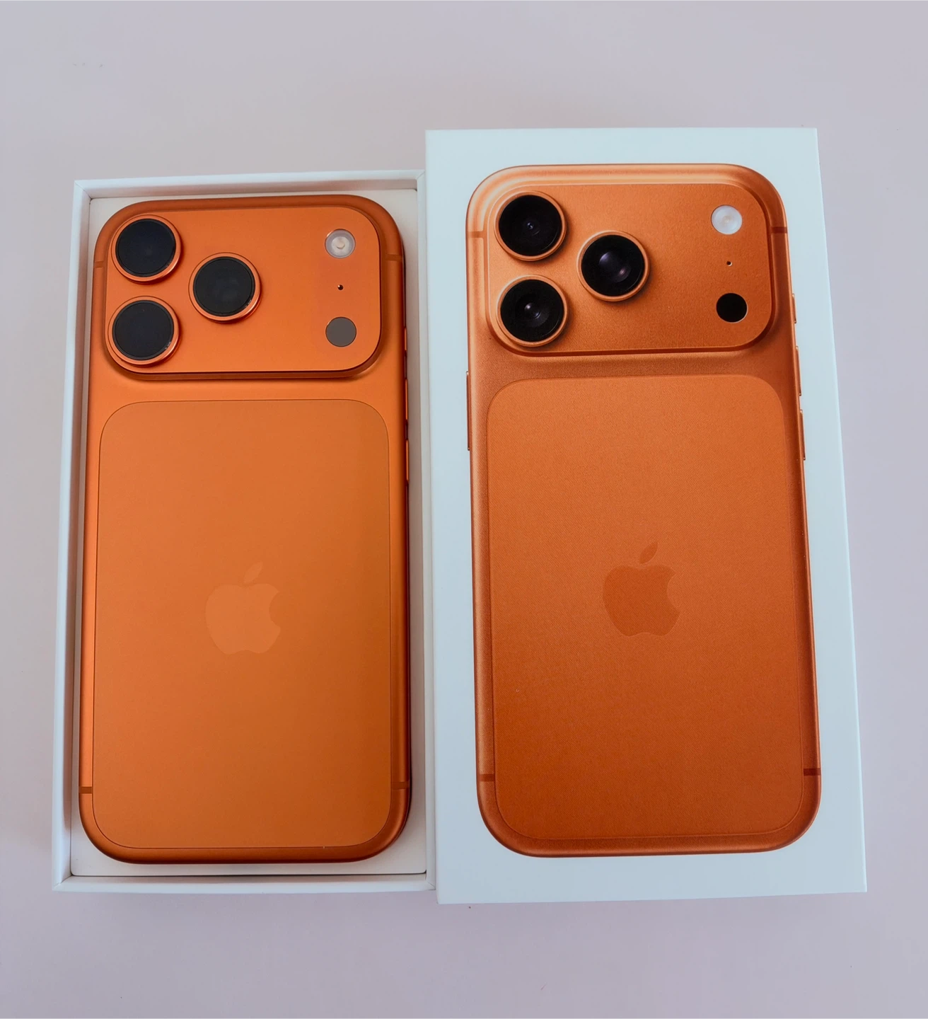 iPhone 17 Pro 256GB Cosmic Orange