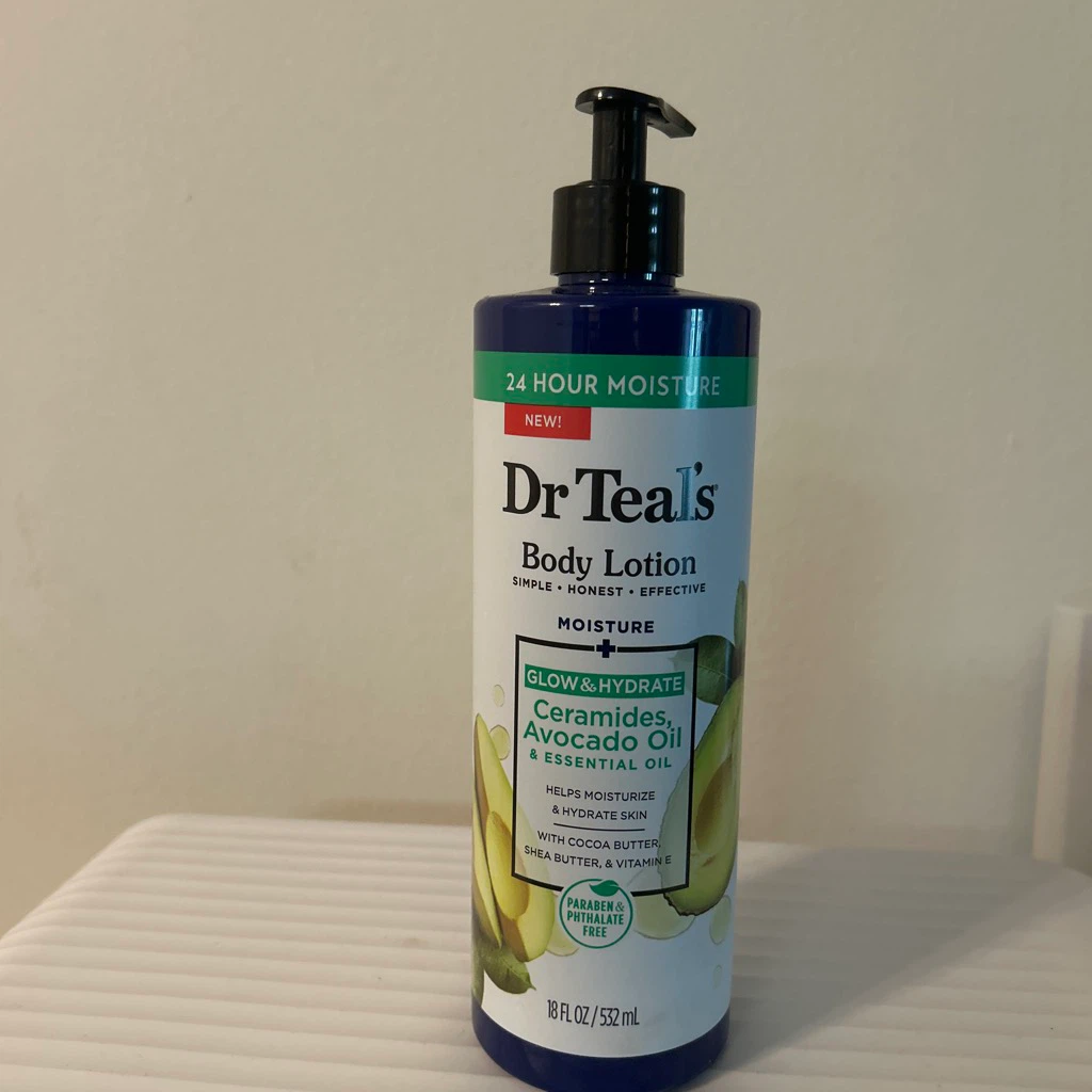 Dr Teal's Glow & Hydrate 🏈 Body Lotion