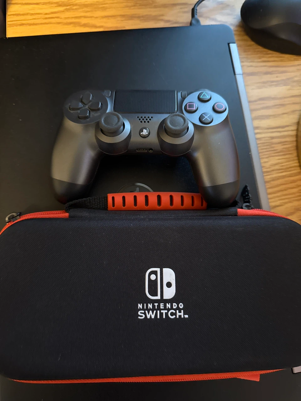 PlayStation DualShock 4 Wireless Controller