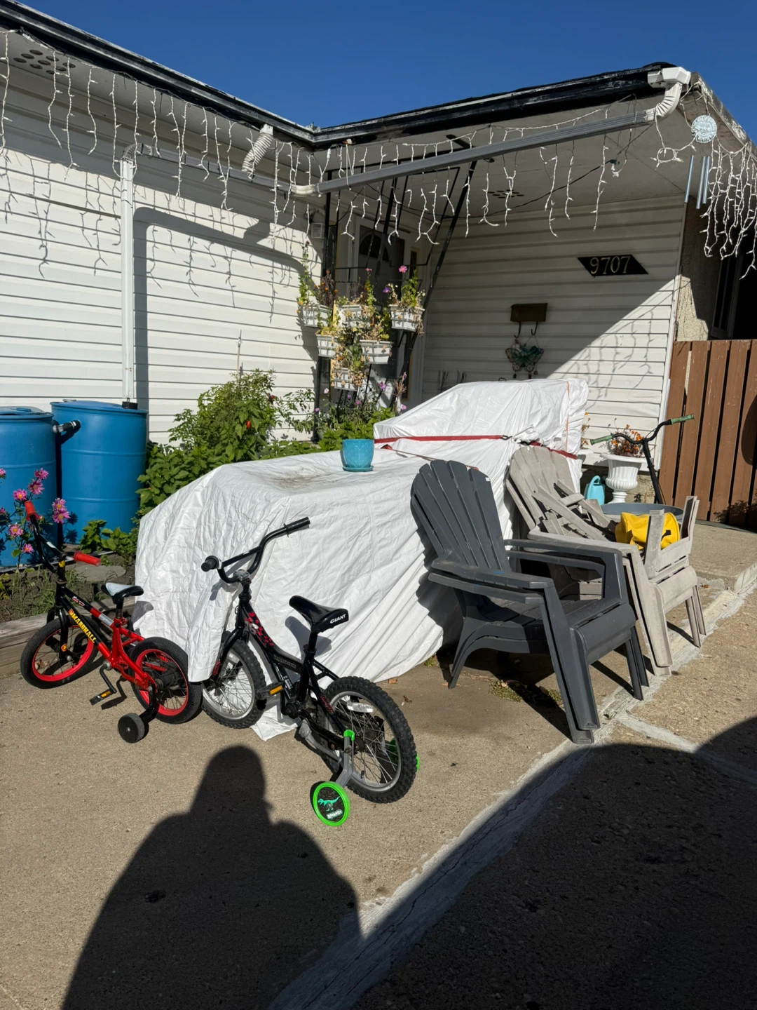 Lawn chairs x 2 each set