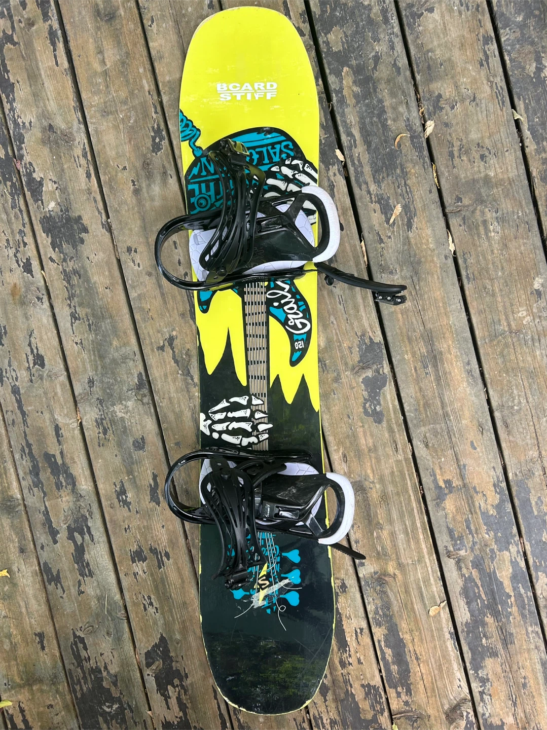 Board Stiff: Salomon Grail Youth board