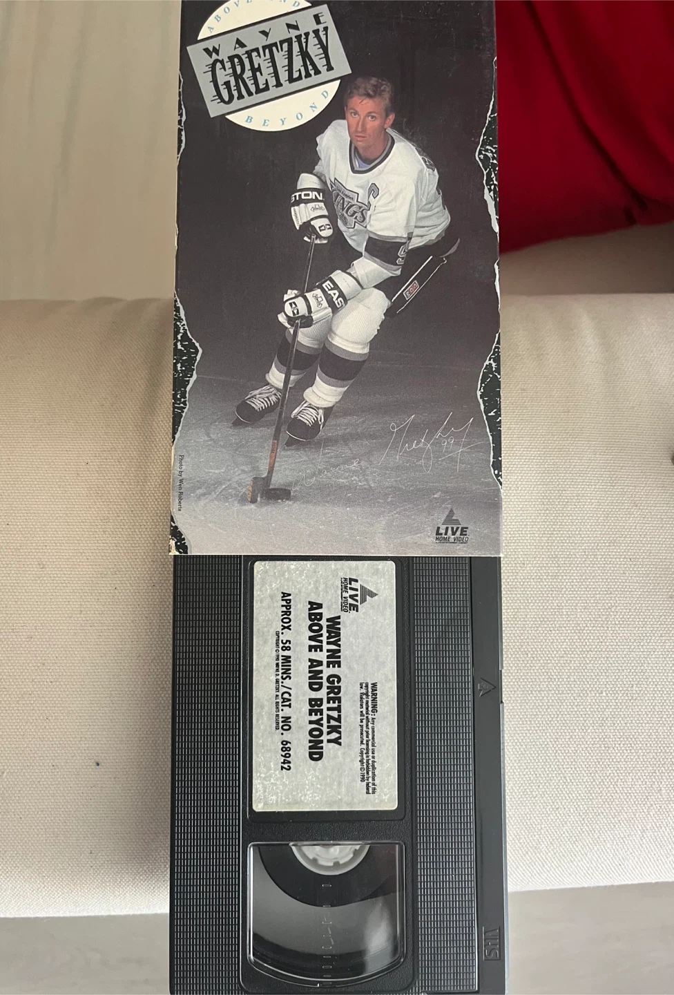 Wayne Gretzky: Above and Beyond VHS - photo 3