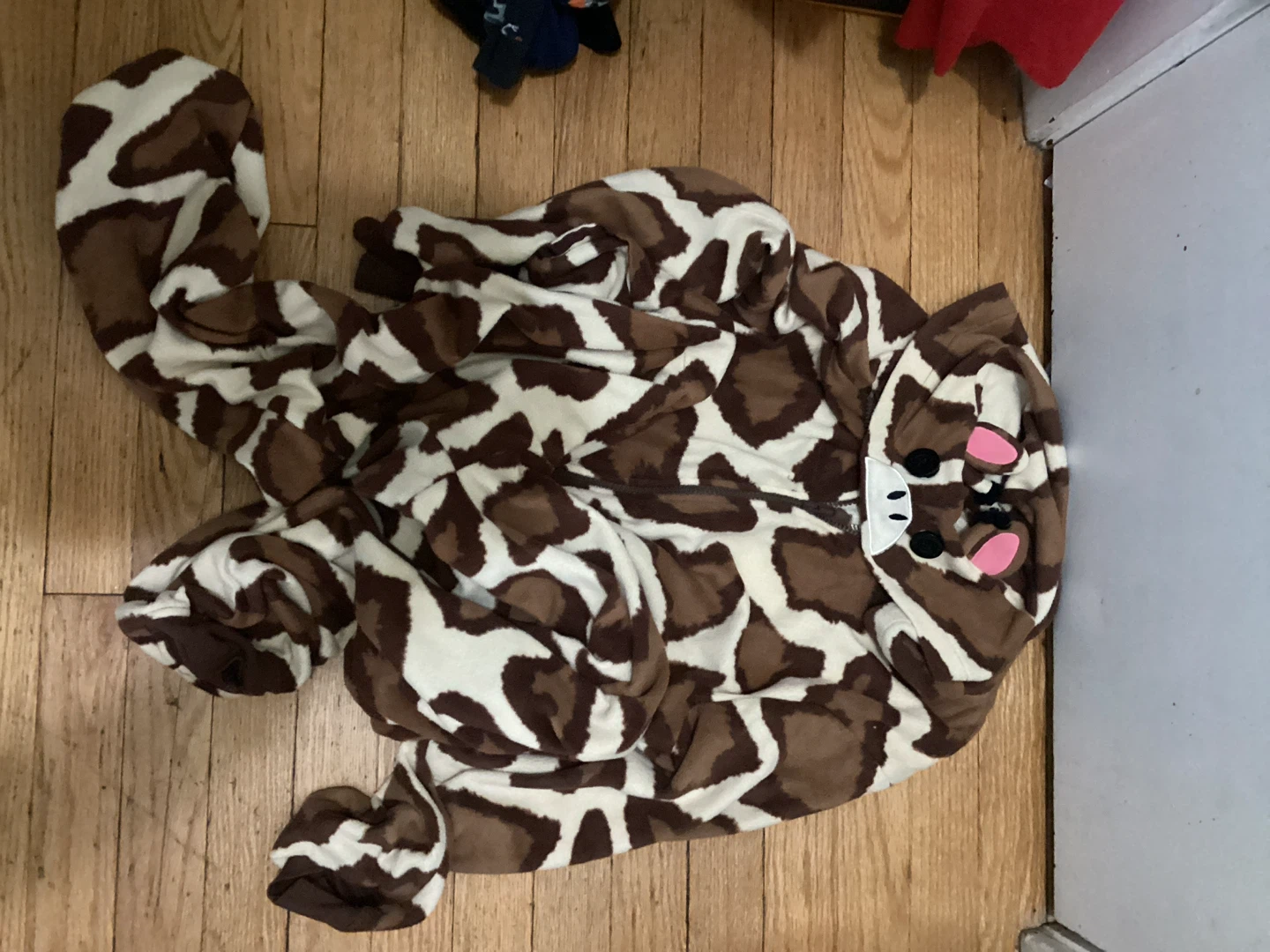🏈 Size M adult Giraffe Animal Onesie Pajama Costume