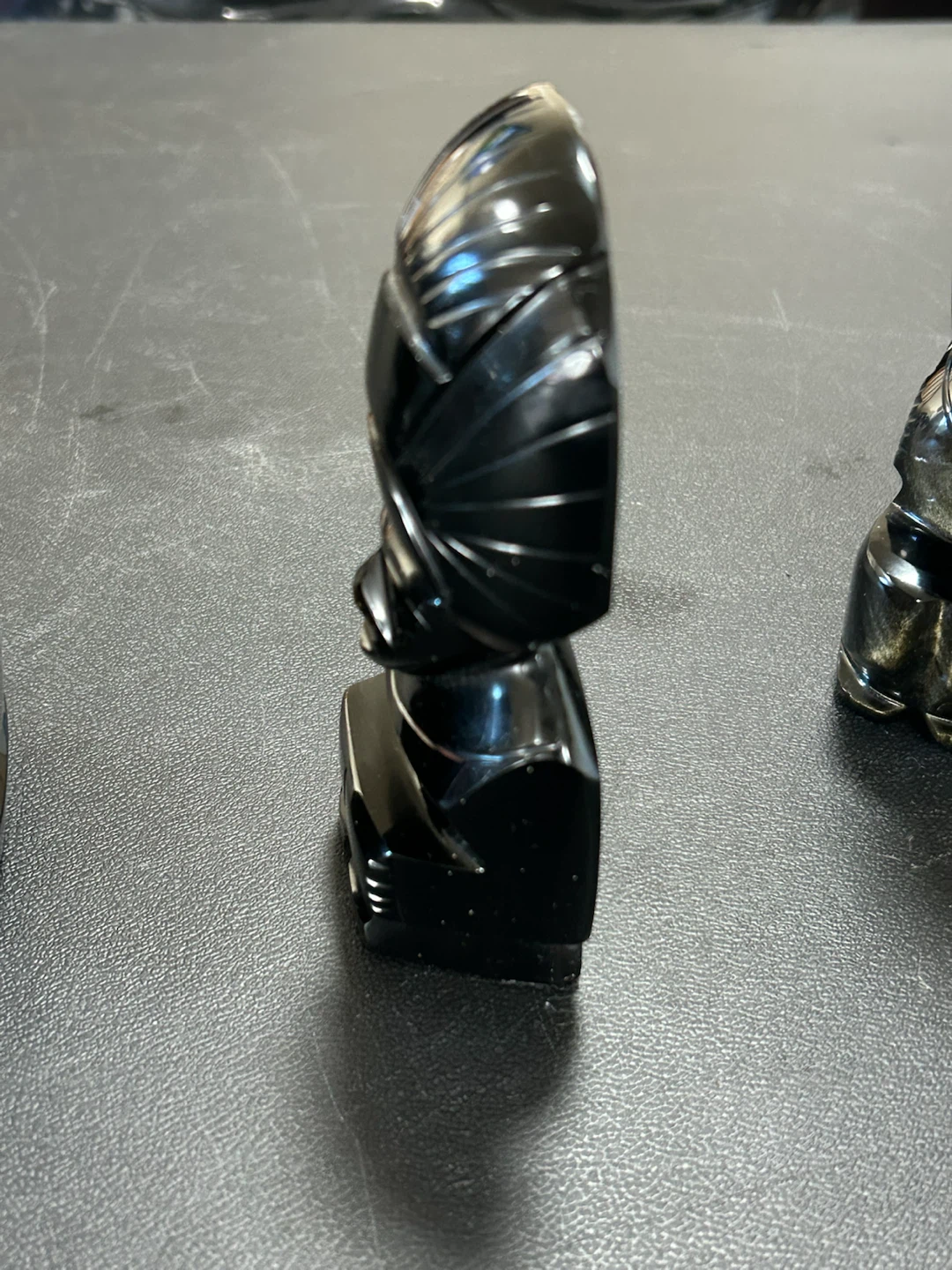 Set of 3 Hand-Carved Obsidian Figurines - photo 5