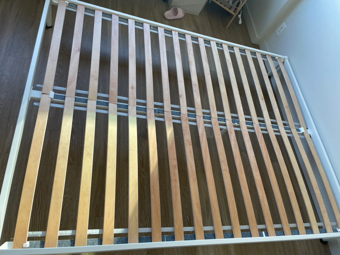 White IKEA bed frame - Queen - photo 4