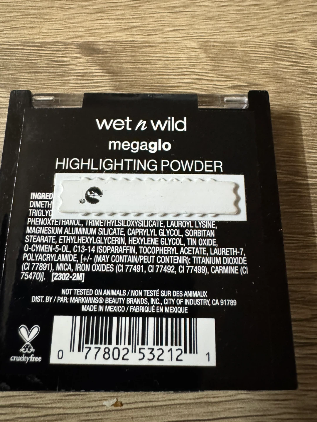 Wet n Wild Megaglo Highlighting Powder 🏈- Precious Petals - photo 2