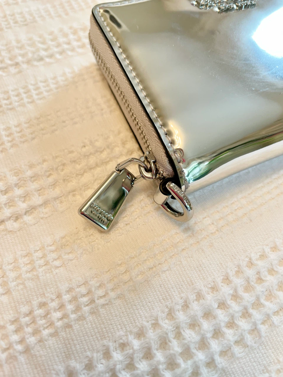 Kate Spade Wallet Metallic Silver Brand New With Tags - photo 3