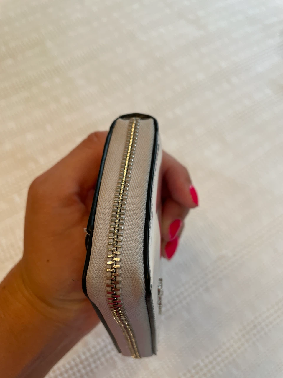 Kate Spade Wallet Metallic Silver Brand New With Tags - photo 5