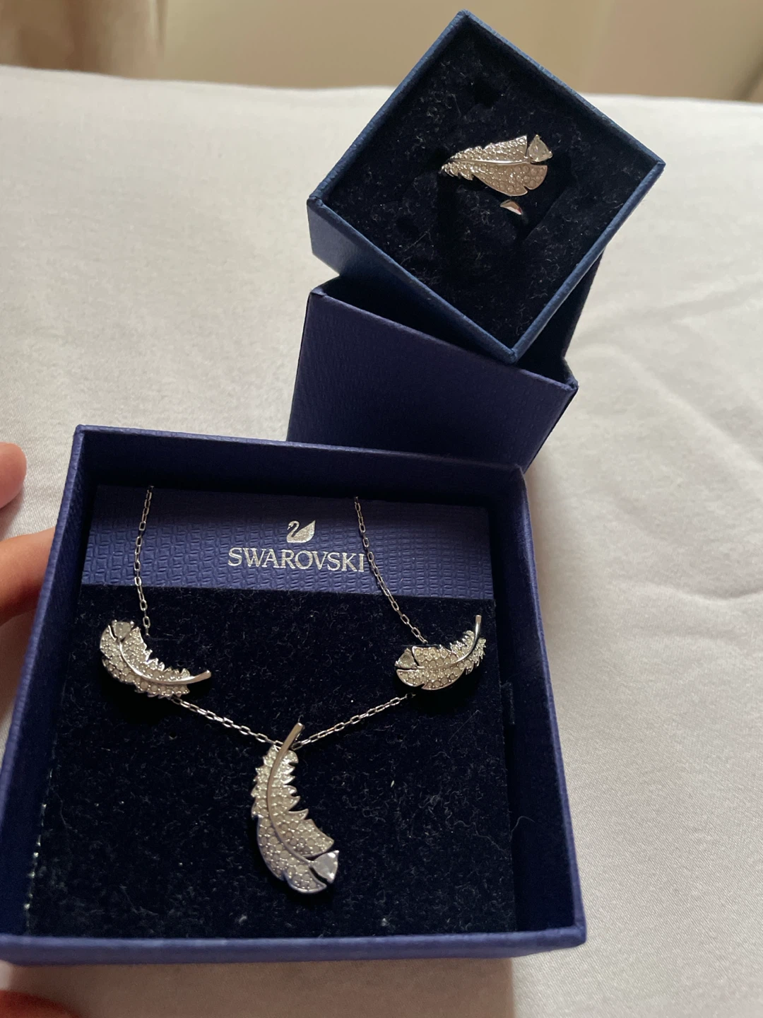 Swarovski Feather Jewelry Set with Ring
