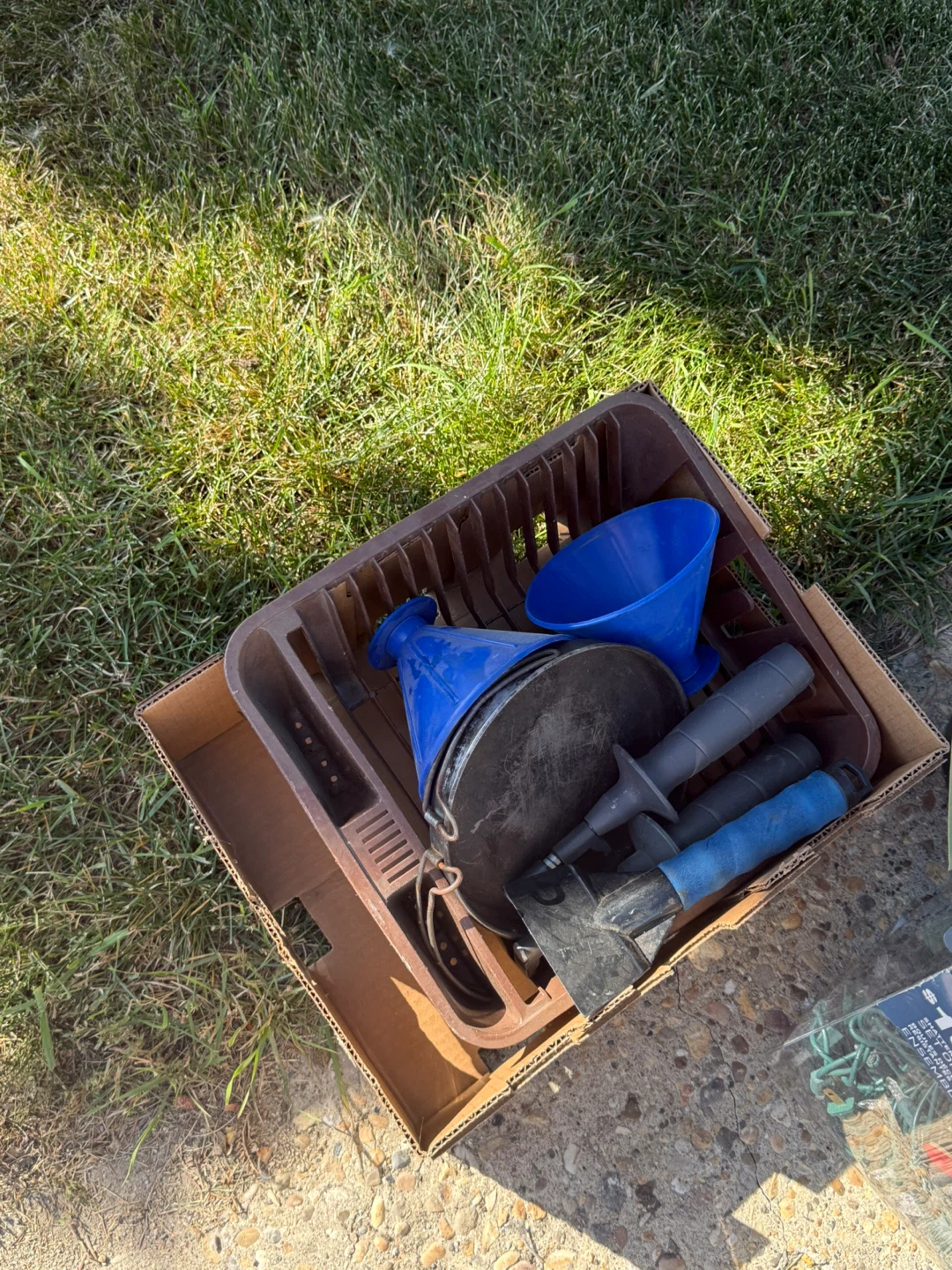 Free items available, new items added throughout the day - photo 2