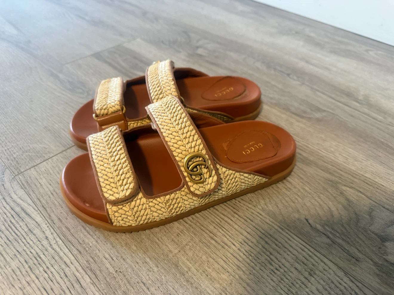 Gucci Raffia Double G Sandals - photo 3