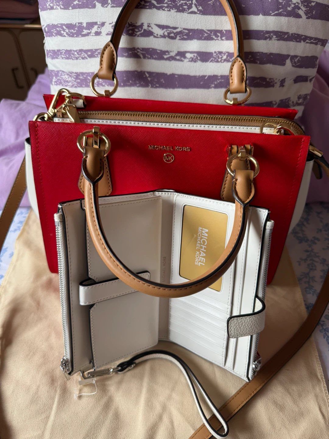 Michael Kors Red Satchel and White Wallet - photo 3