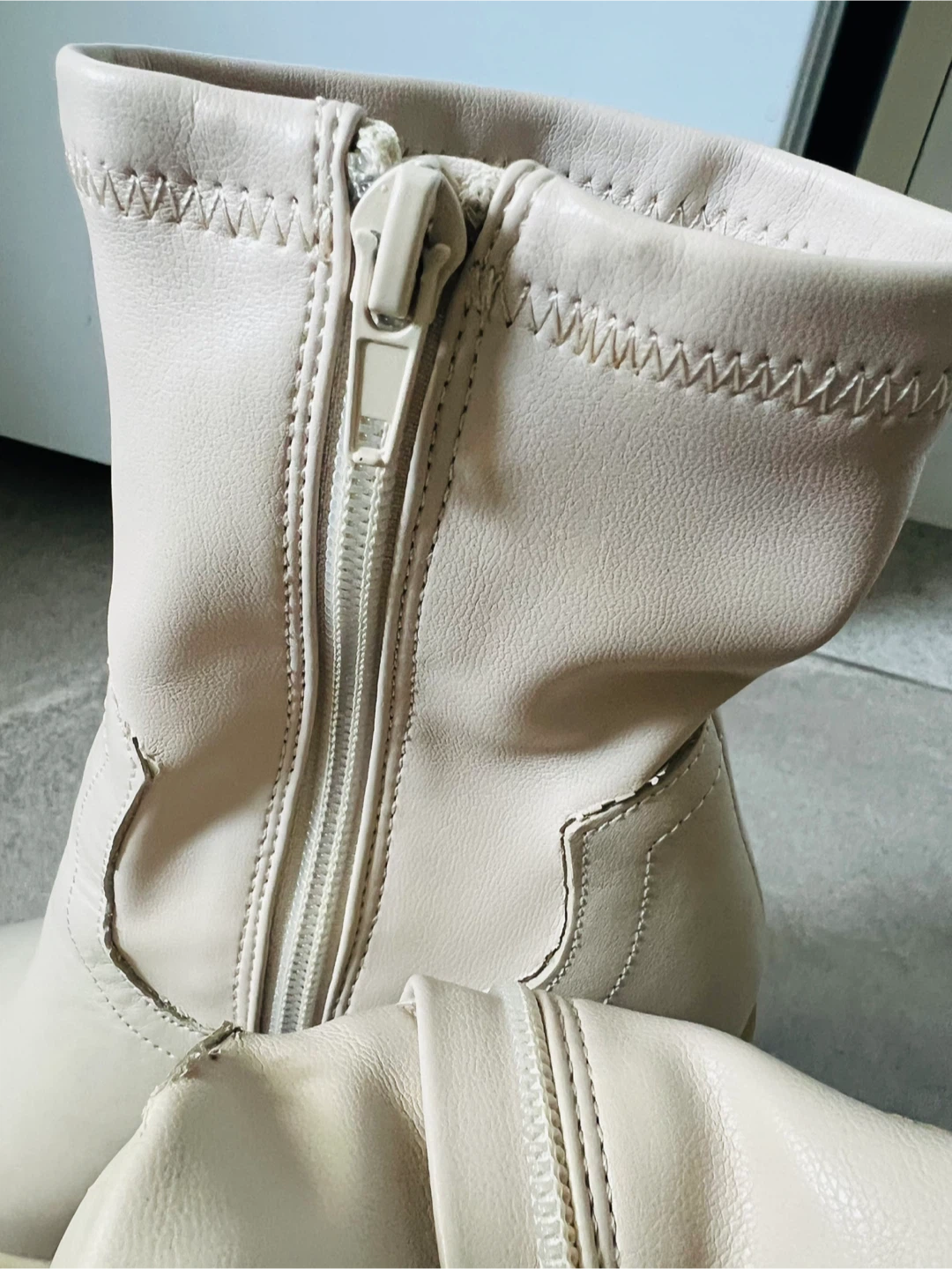 Steve Madden Cream Boots (Size 7) - photo 3