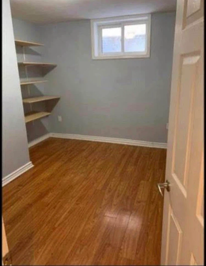 2 bedroom basement apartment - photo 3
