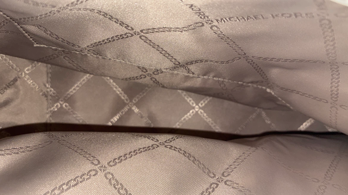 Michael Kors White Shoulder Bag - photo 4