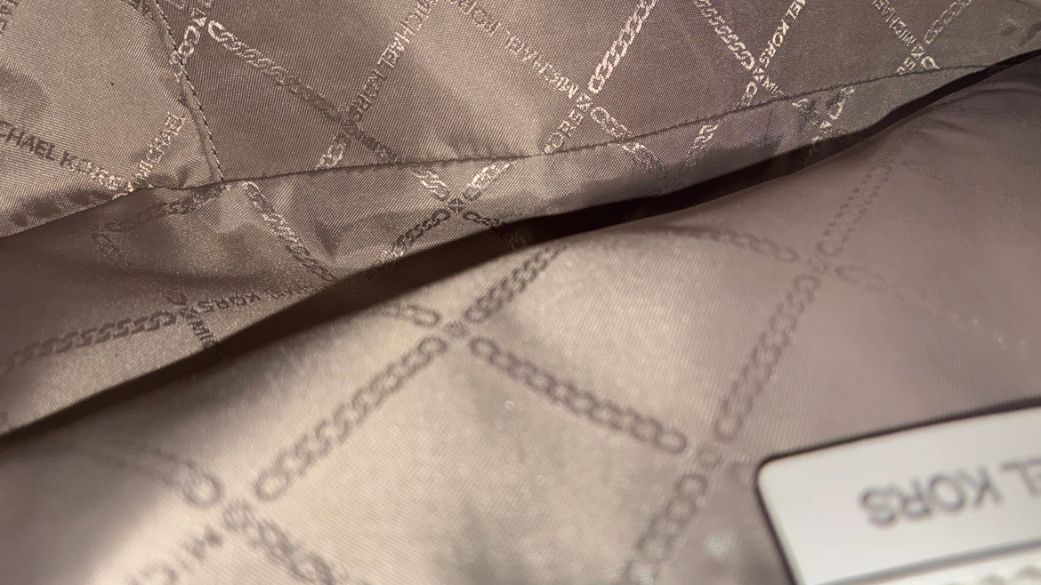 Michael Kors White Shoulder Bag - photo 5