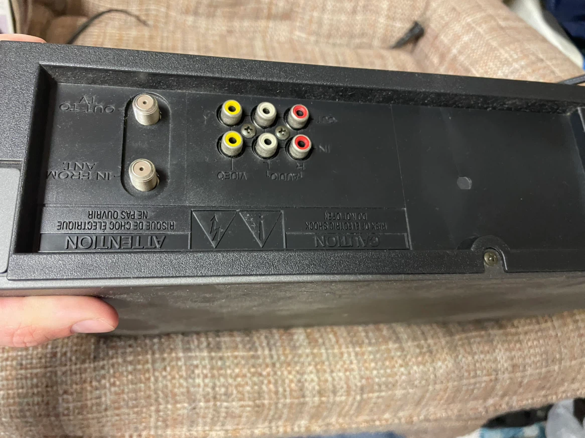 Hitachi VT-FX623A VCR Cassette Recorder - photo 3