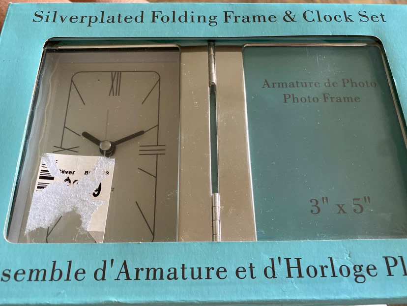 Silverplated Folding Frame and Clock Set 🏈