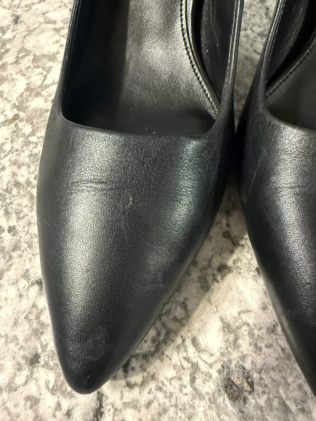 Michael Kors Black Leather Pointed Toe Heels - photo 4