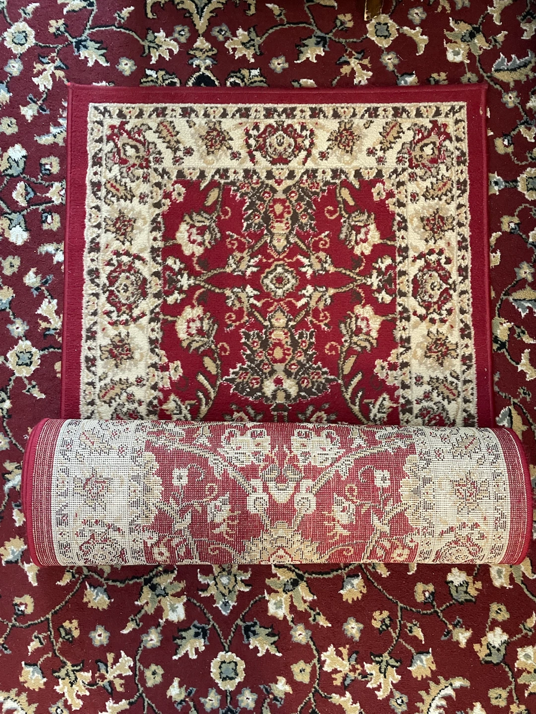 Unique Loom Kashan Collection Runner - Burgundy