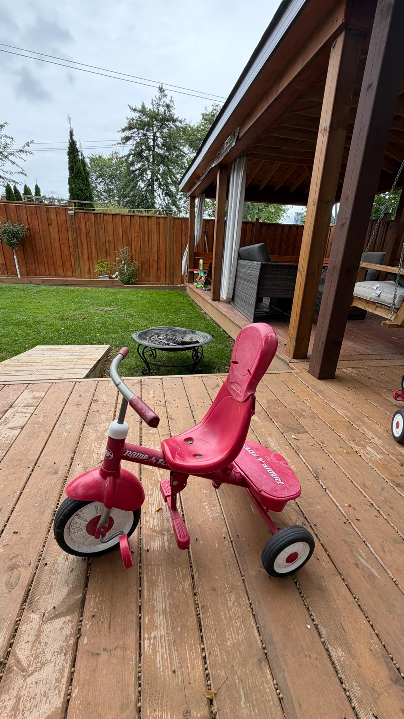 Radio Flyer Red Tricycle