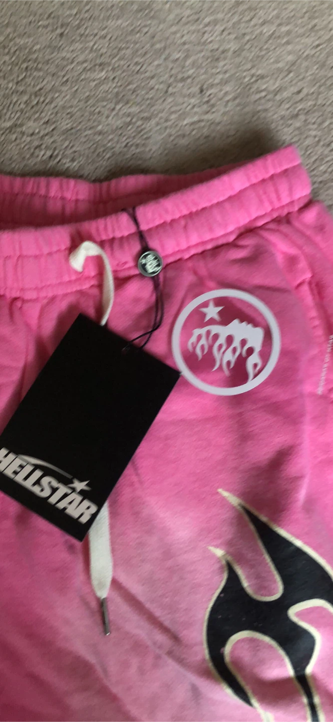 Pink hellstar shorts (size M men’s) - photo 2