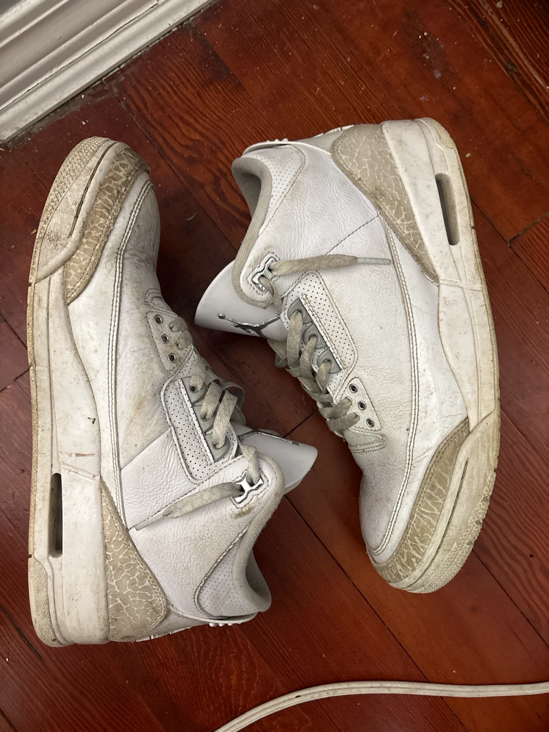 Air Jordan Retro 3s Pure Money colorway - photo 2