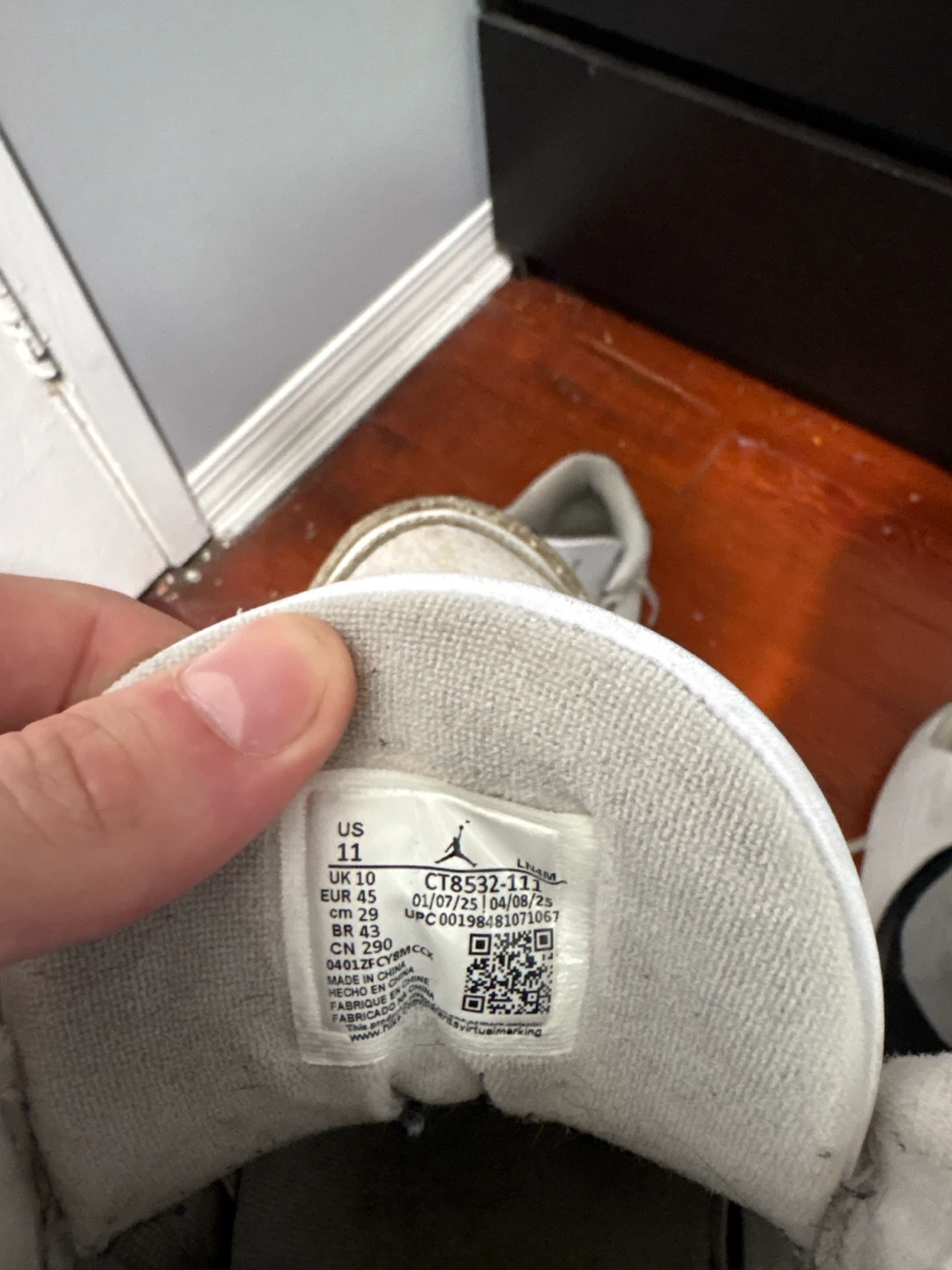 Air Jordan Retro 3s Pure Money colorway - photo 4
