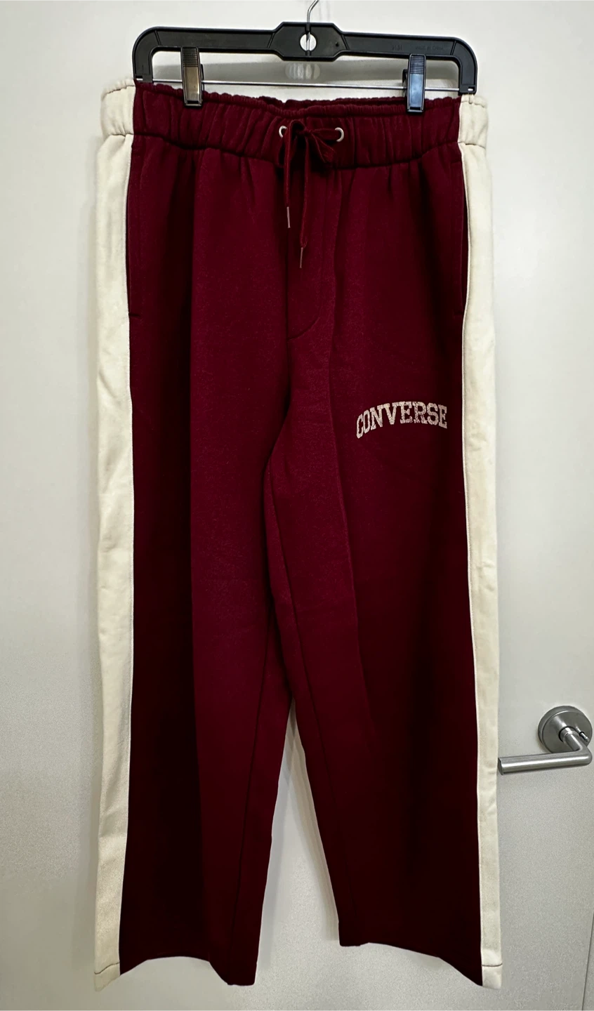 Converse Joggers 🏈