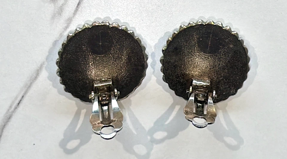 Round Black Cabochon Clip on Earrings-Beaded SilverTone Vintage - photo 5
