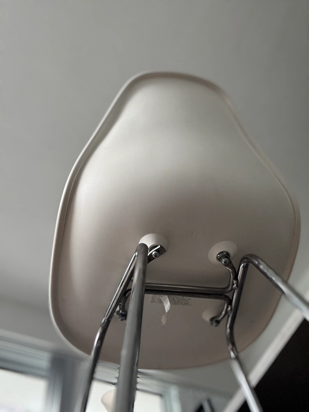 Herman Miller Eames Molded Plastic Bar Stool - photo 3