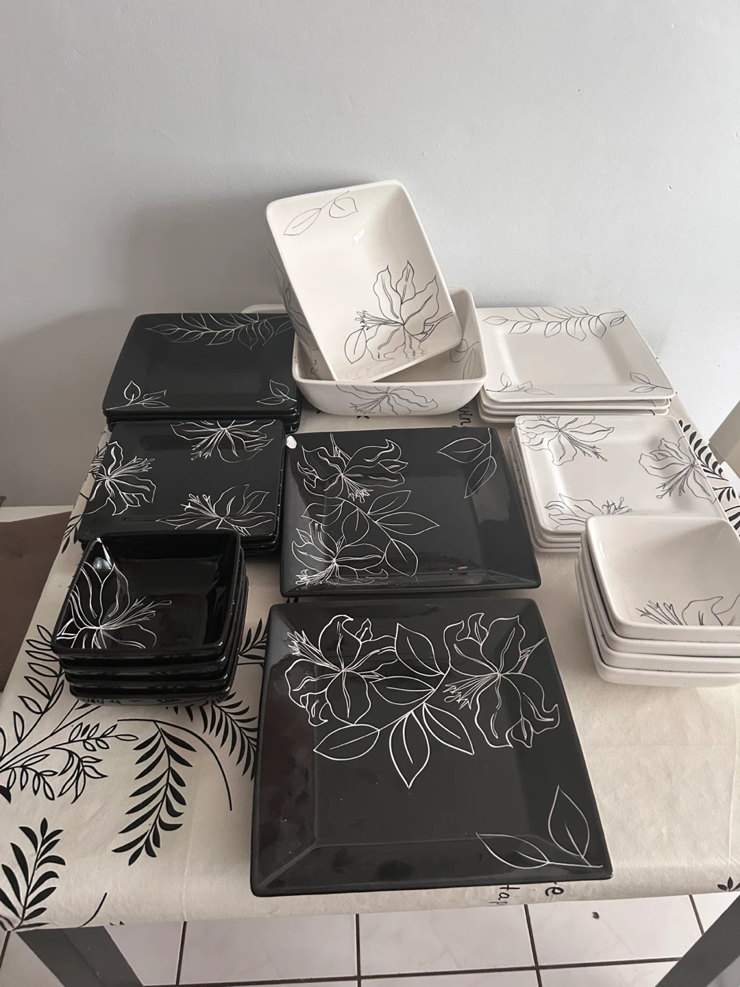Laurie Gates Square Dinnerware Set Black and White Floral