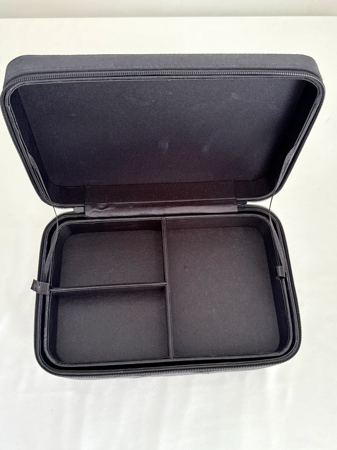 Yves Saint Laurent (YSL) Makeup Bag + NEW Brushes - photo 3