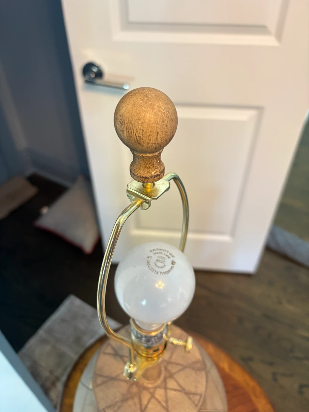 Set of Two Geometric Table Lamps - photo 4