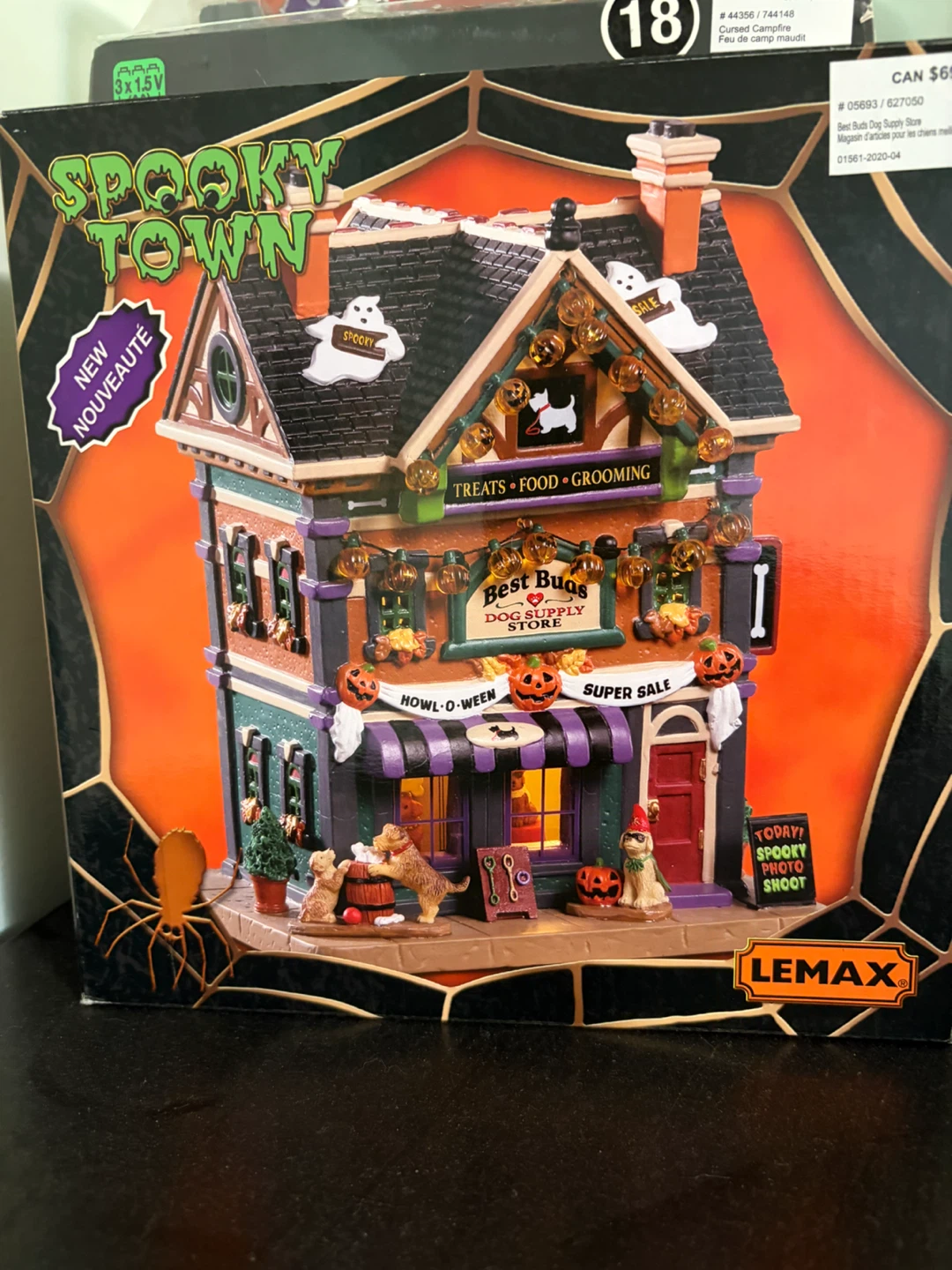 Lemax Spooky Town Best Buds Dog Supply Store