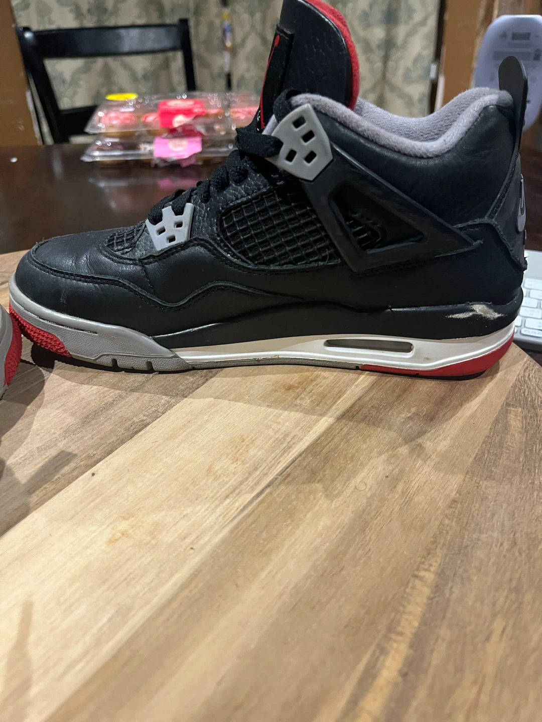 Air Jordan 4 Retro Bred - photo 5